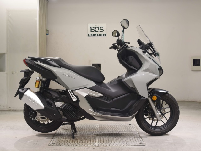 Honda ADV 160 2025