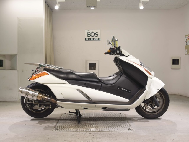 Suzuki GEMMA250