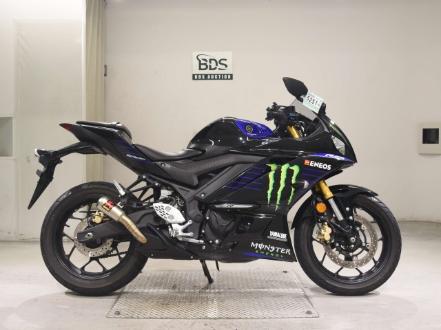 Yamaha YZF-R25A 2020