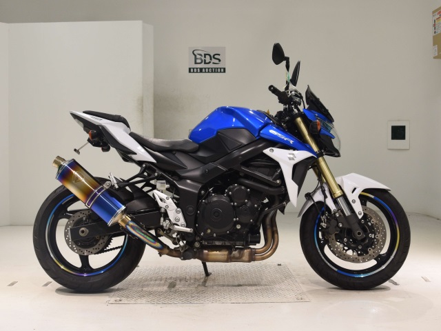Suzuki GSR750 2015