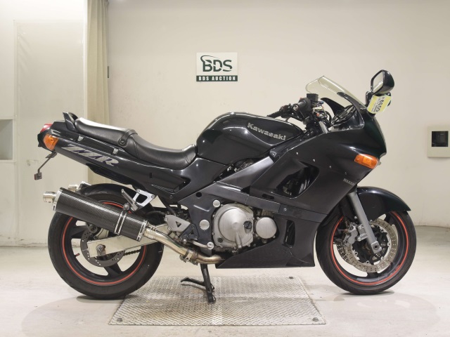 Kawasaki ZZ-R400 2002