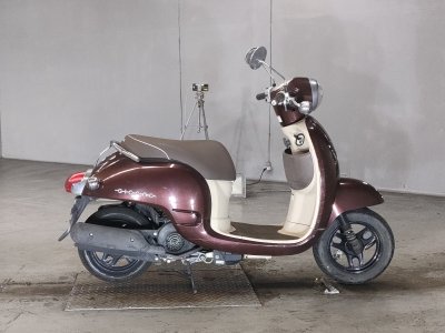 Honda GIORNO 2011