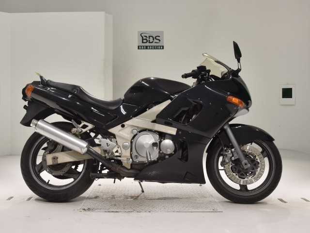 Kawasaki ZZ-R400 1994