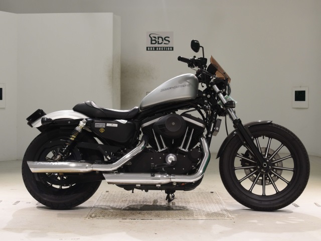 HD SPORTSTER IRON XL883N 2009