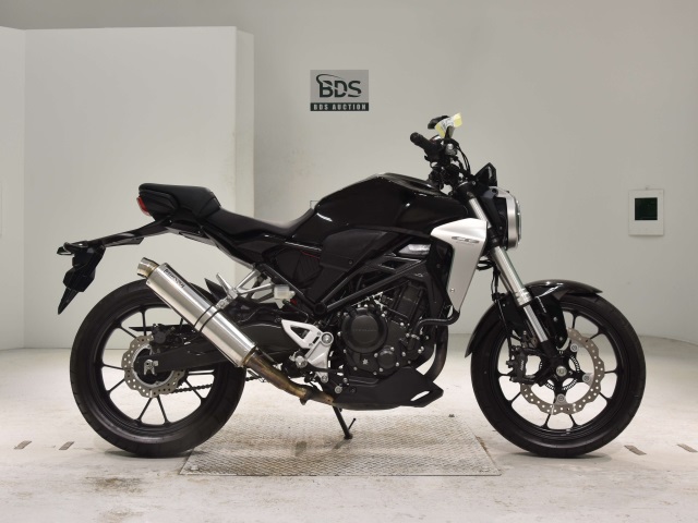 Honda CB250RA 2018