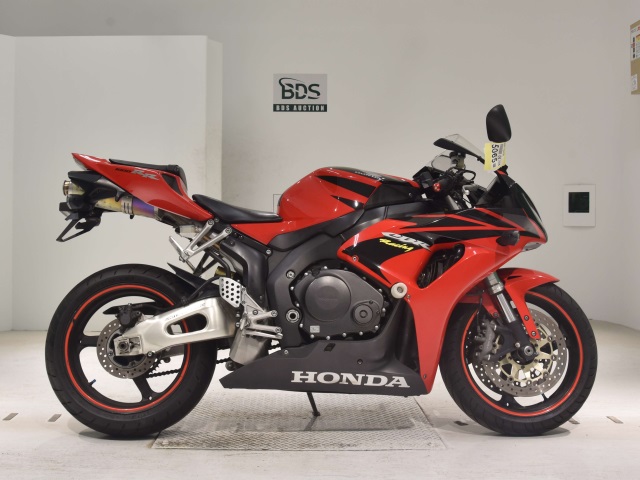 Honda CBR1000RR 2006