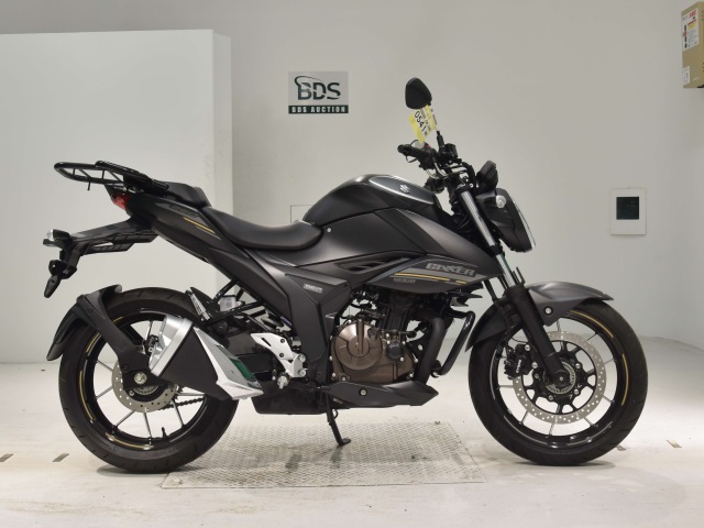 Suzuki GIXXER250