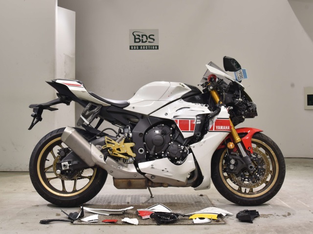 Yamaha YZF-R1M 2022