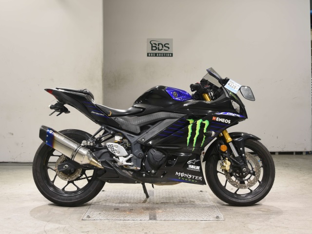 Yamaha YZF-R25A 2020