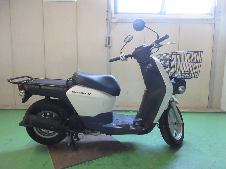 Honda BENLY50 2012