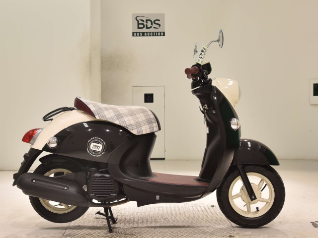 Yamaha VINO50 2017