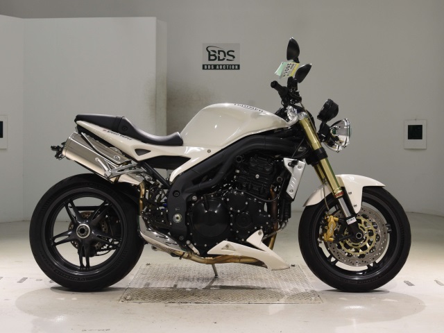 Triumph SPEED TRIPLE 2008