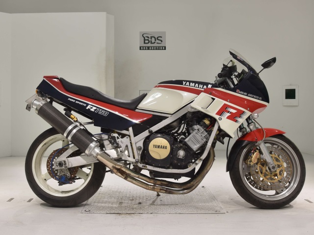 Yamaha FZ750 1987