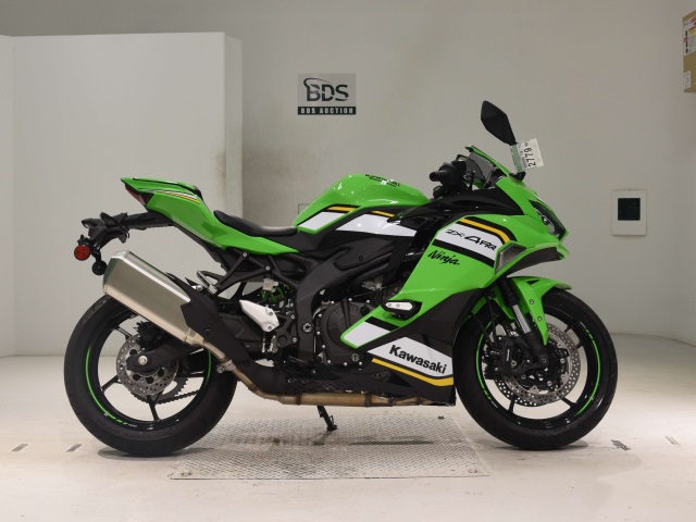 Kawasaki NINJA400 2025