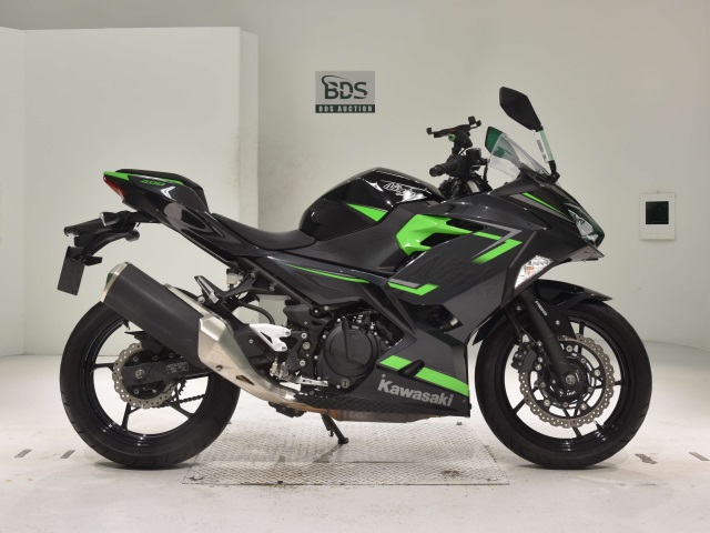 Kawasaki NINJA400 2019
