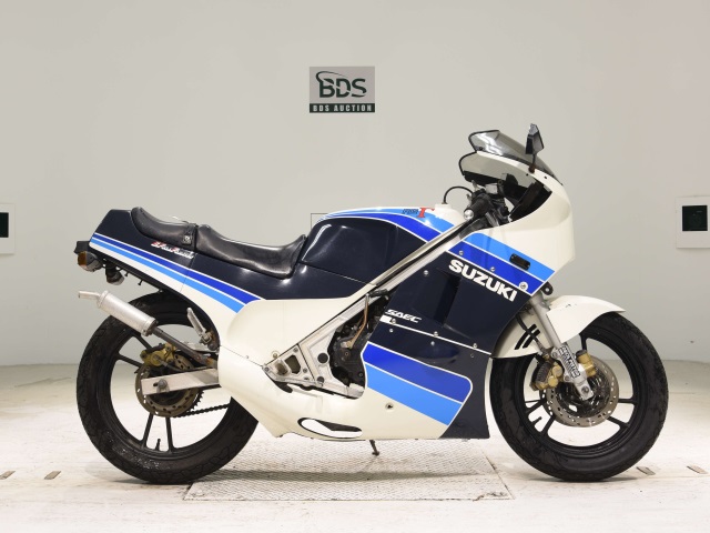 Suzuki RG250 GAMMA