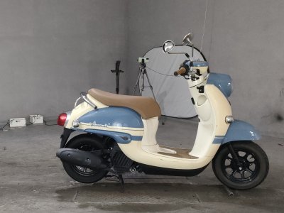 Yamaha VINO50 2023