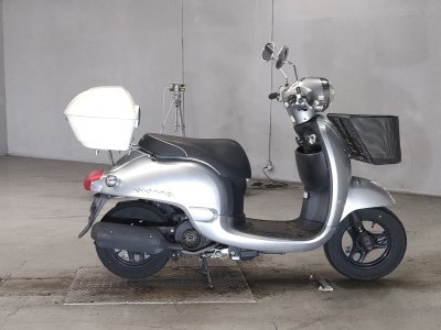 Honda GIORNO 2011