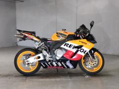 Honda CBR1000RR 2004