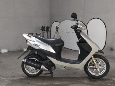 Suzuki SEPIA ZZ
