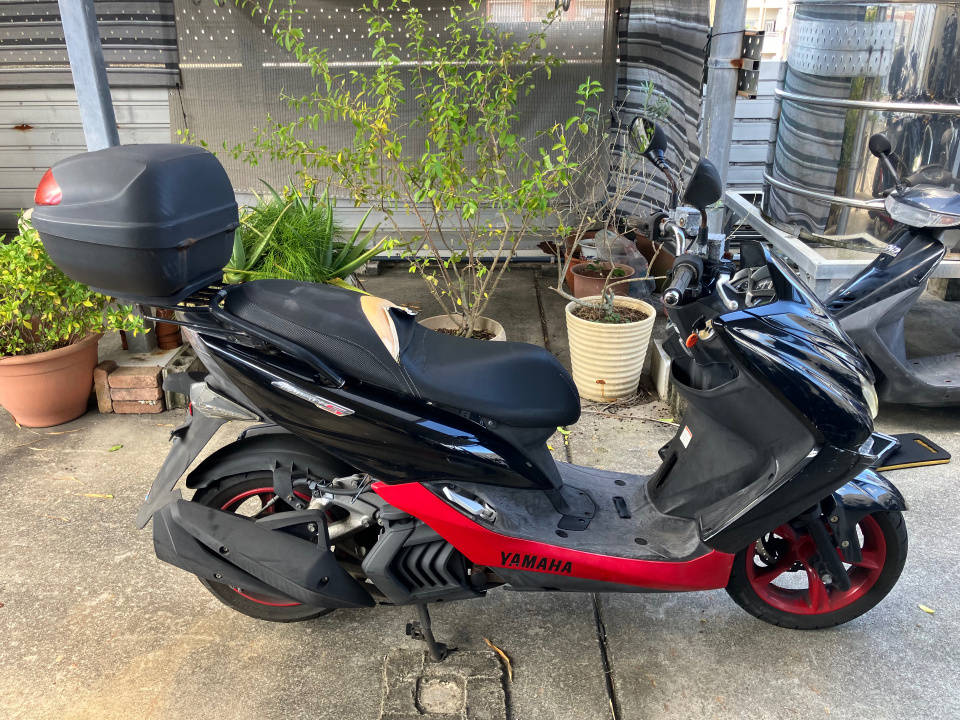 Yamaha MAJESTY S