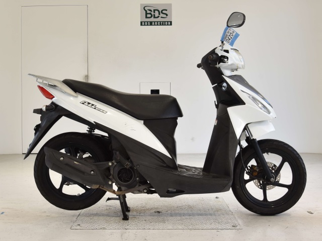 Suzuki ADDRESS V110
