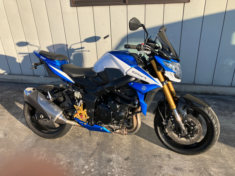 Suzuki None 2017
