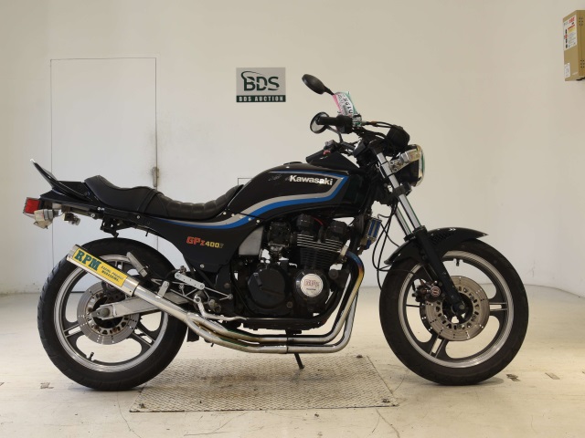 Kawasaki GPZ400F 1984