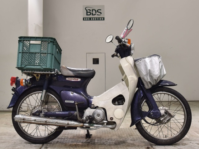 Honda C50 2002