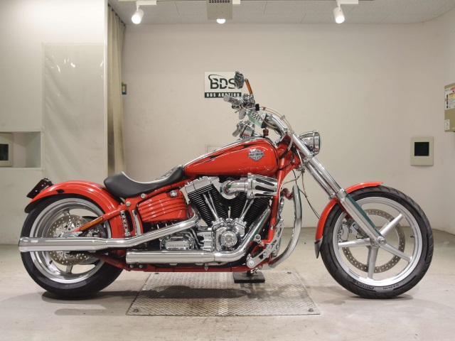 HD ROCKER C FXCWC1580 2010