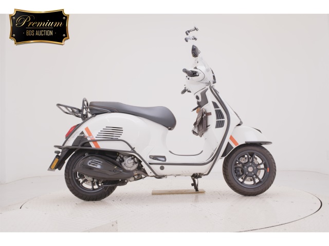 Vespa GTS300 SUPER 2024