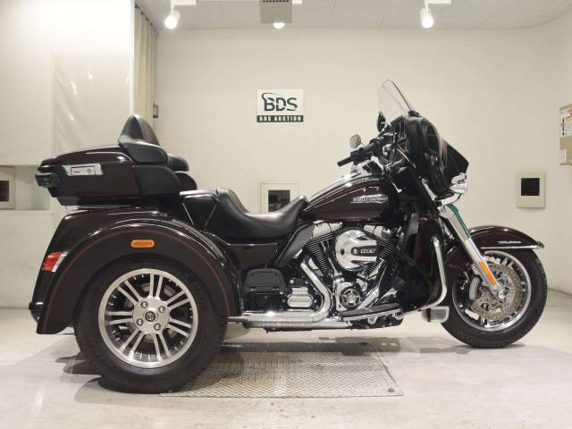 HD ELECTRA GLIDE FLHTCU1690 TRIKE 2014