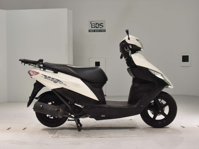 Suzuki ADDRESS V125
