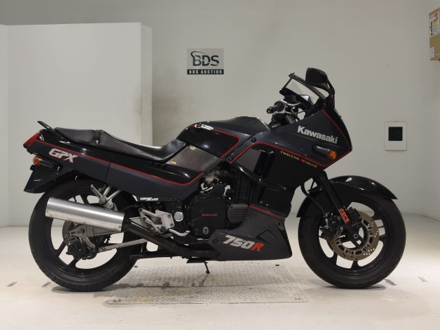 Kawasaki GPX750R 1986