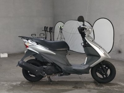 Suzuki ADDRESS V125