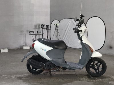 Suzuki LETS4