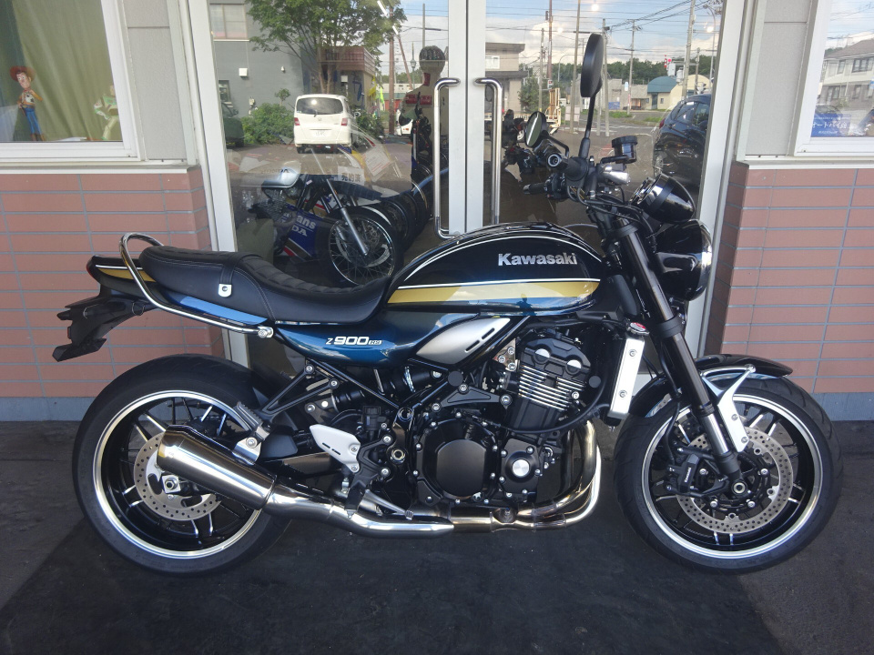 Kawasaki Z900RS 2023