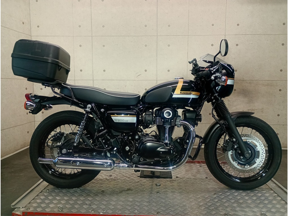 Kawasaki W800 2023