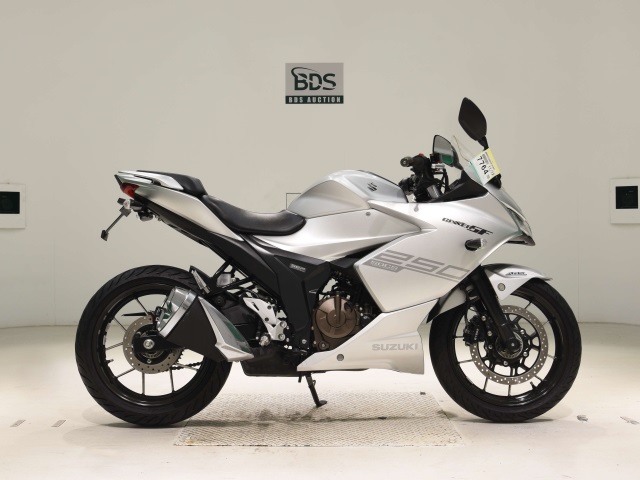 Suzuki GIXXER250SF 2019
