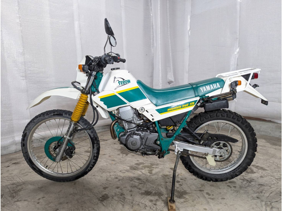 Yamaha SEROW XT225 1989