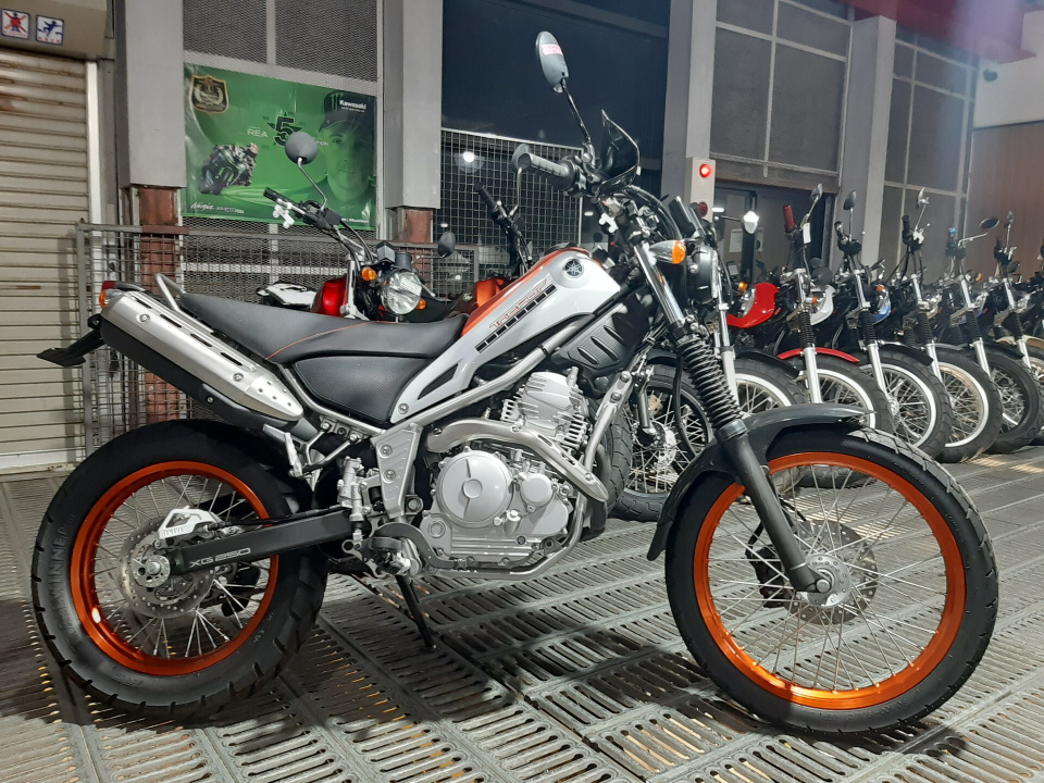 Yamaha TRICKER 2018