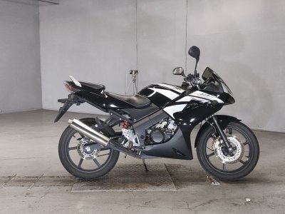 Honda CB125R 2009