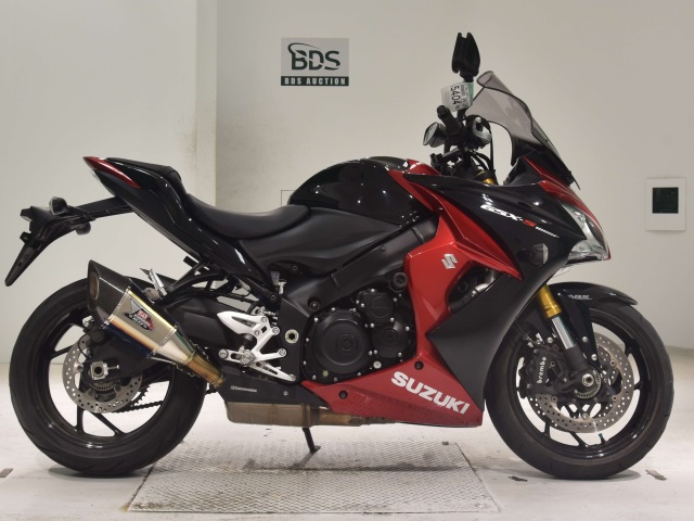 Suzuki GSX-S1000F 2015