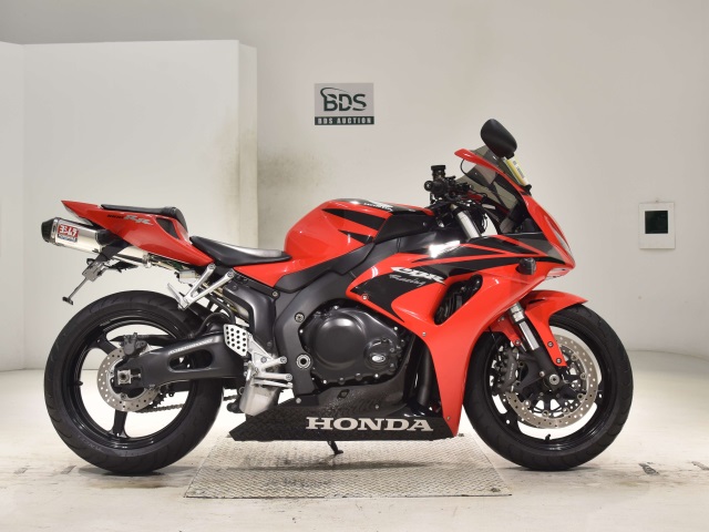 Honda CBR1000RR 2008