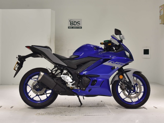 Yamaha YZF-R25 2020
