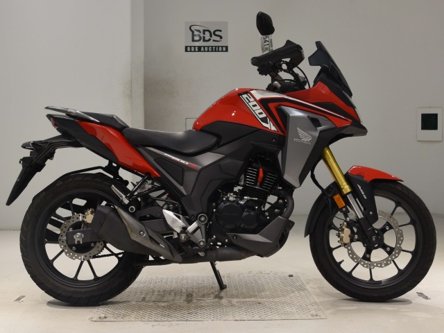 Honda CB200XA 2022