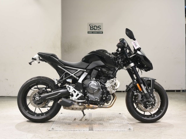 Suzuki GSX-8S 2025