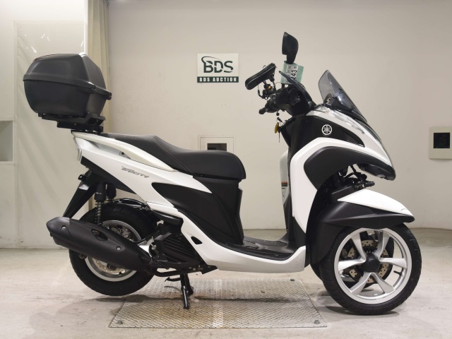 Yamaha TRICITY MW125 2015