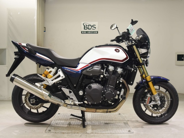 Honda CB1300SF 2024