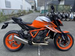 KTM 1290 SUPERDUKE R 2024